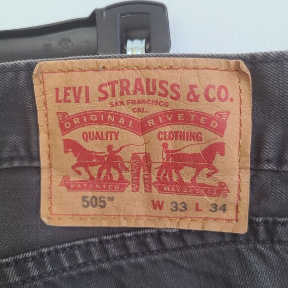 Men's Levi's 505 Regular Fit Straight Leg Jeans - 33 x 34 - Classic Gray Denim - Picture 3 of 10